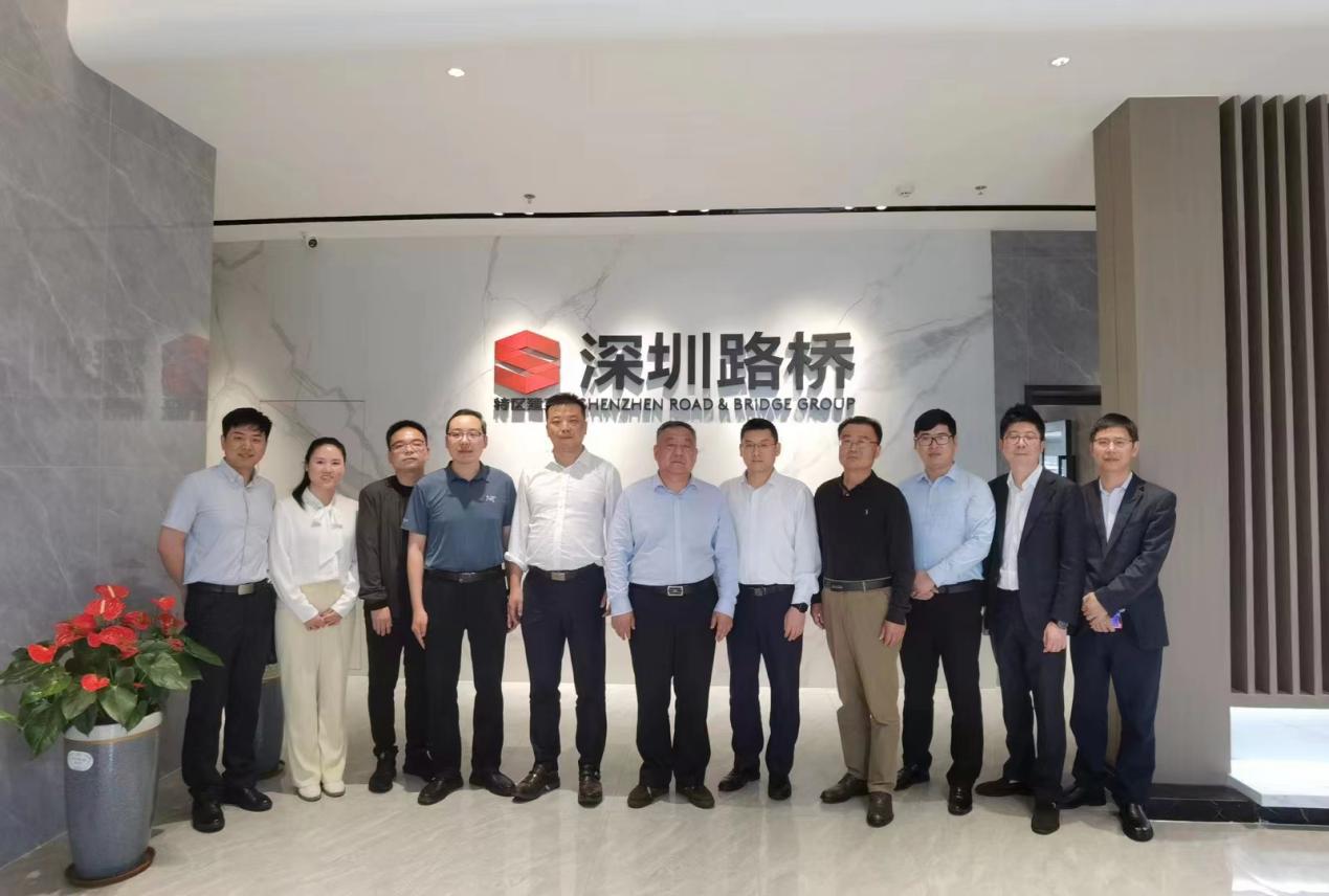 97aa135b7041a380375ba8a3a0b785b